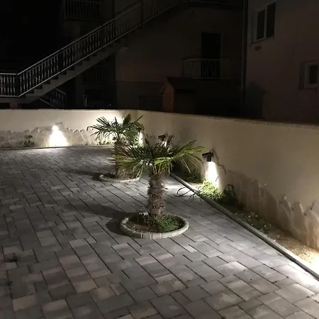 Apartmani Karla Zablace Exterior photo